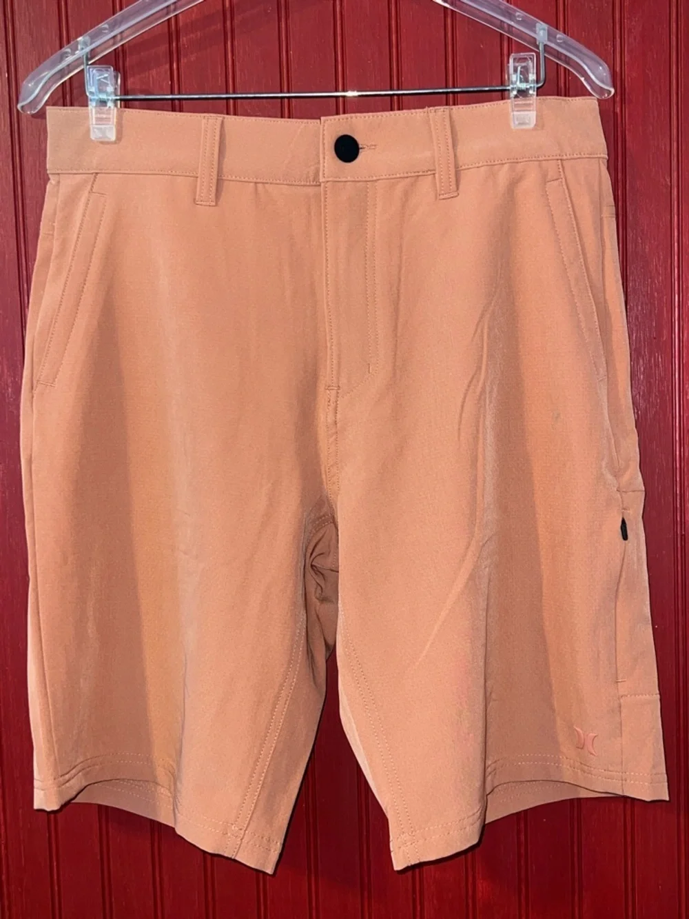 Hurley Men's Stretch Cargo Shorts in Dusty Salmon Hybrid 30